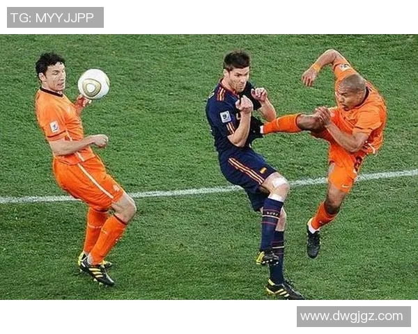 全球十大暴力足球球星盘点 强悍硬汉的足球竞技风采 全球十大暴力足球球星盘点 强悍硬汉的足球竞技风采